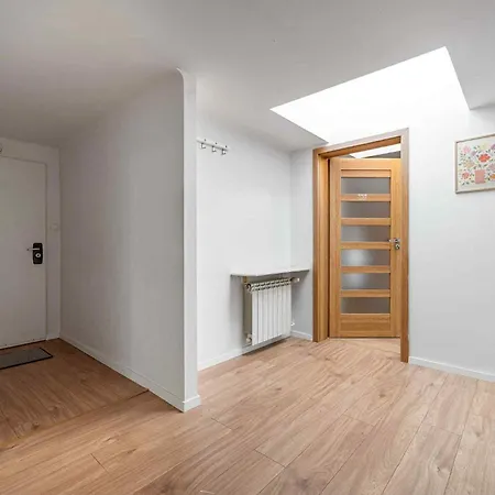 Large In The Center Of By P&m Apartmán